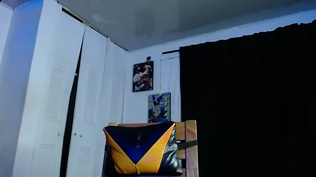 XXX chat uživo modela Adam_Hudsond