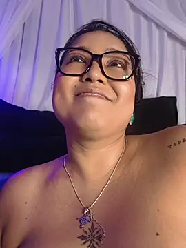 Im_DianaNoir's Live XXX Chat