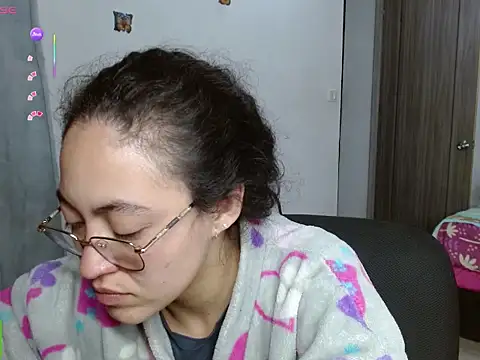 Amitlu_ Live XXX-Chat