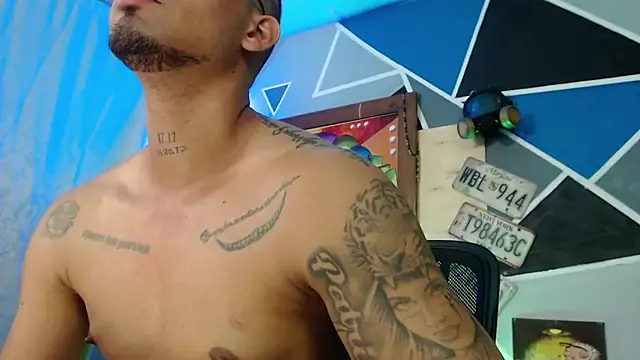 Chat XXX ao vivo de MagnusFrost