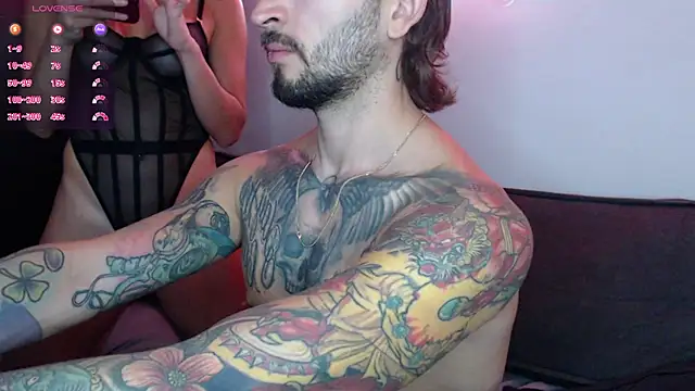 marco_allison43 Live XXX Chat