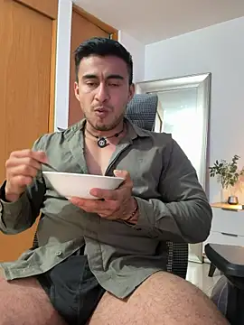 XXX chat uživo modela Chris_Clarck