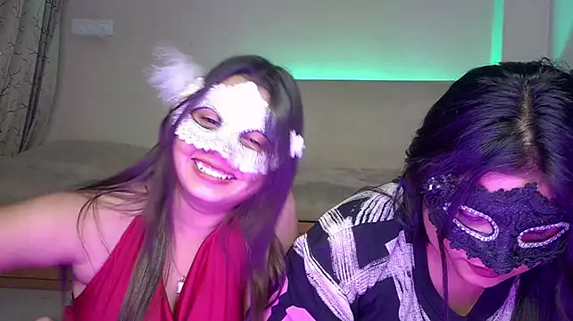 Two_Baddies Live XXX Chat