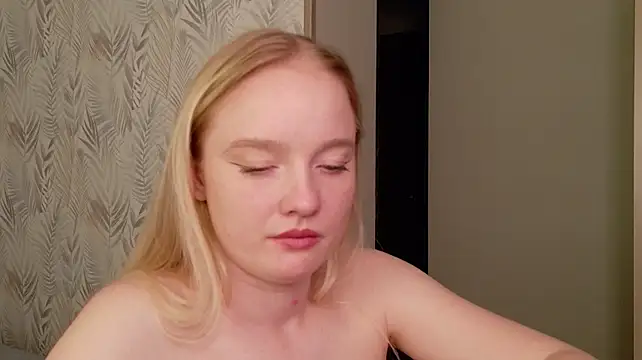 Shawty_Mia's Live XXX Chat