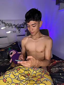 Chat XXX en directo de Lion_Boy18