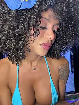HOT_LADY_777 现场XXX聊天