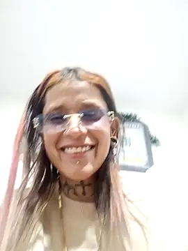 Chat XXX en directo de Lya_Ross19