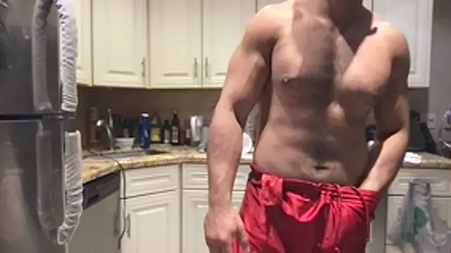 Онлайн чат XXX BigGuyMuscle