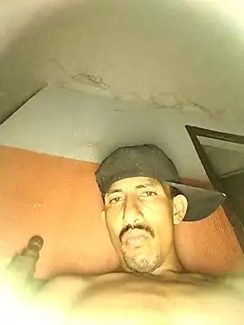 Živý XXX chat Tu_ChicoMalo