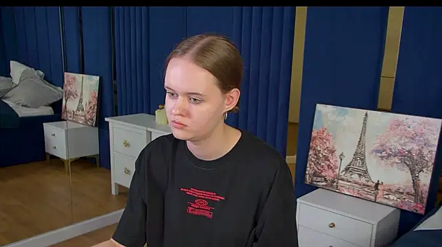 AdaRune – Naživo XXX chat
