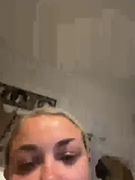 winniiewhimsical Chat XXX in diretta