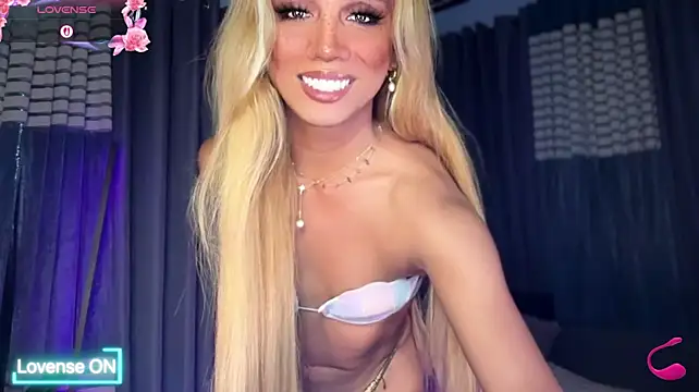 Islamorena143 Chat XXX in diretta