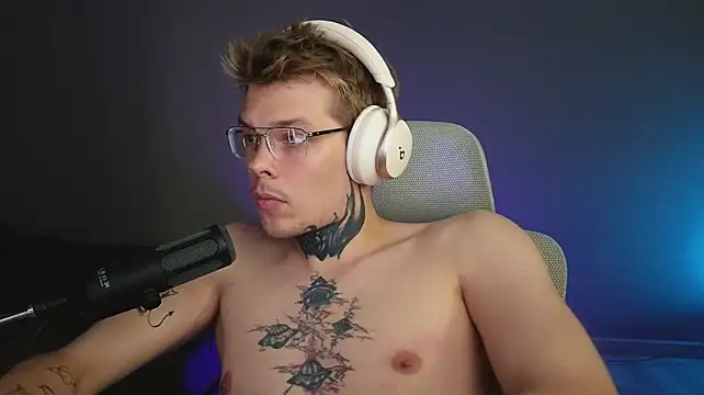 Živý XXX chat DENIS_HERE