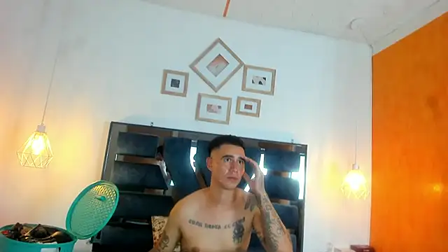 Show de Irina_and_Max na webcam