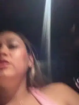 Danielavegax Chat XXX in diretta