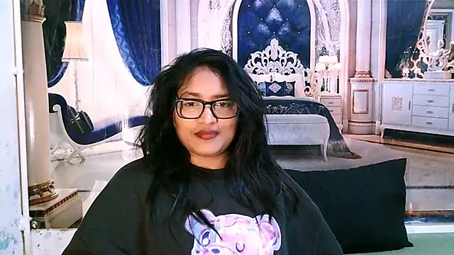 IndiaBlackPanther's Live XXX Chat
