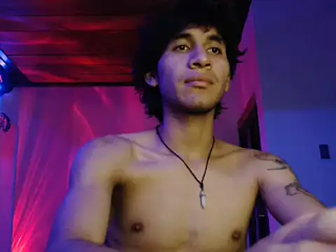 Živý XXX chat ElliotAzert