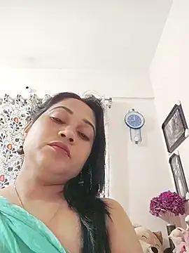 Odhora-20's Live XXX Chat