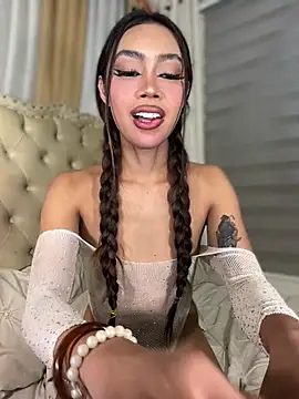 Innocent_yanixx69 Adlı Modelin Canlı XXX Sohbeti