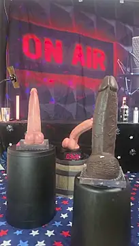 FantasyMan-BiWM élő XXX-chatje