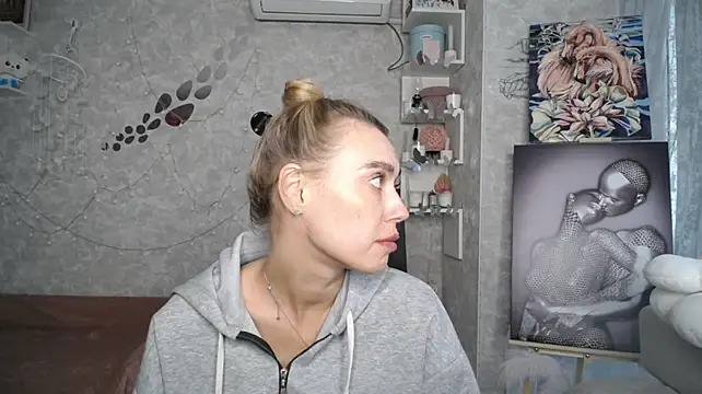 NickyAdamidi Chat XXX in diretta