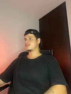 צ'אט XXX בשידור חי של BjornSteel