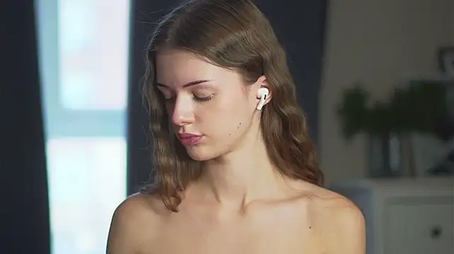 akumadadrive Adlı Modelin Canlı XXX Sohbeti