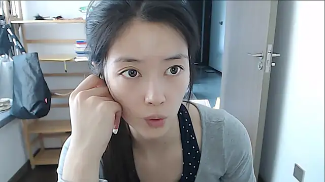 Mimi-cnbaby's Live XXX Chat