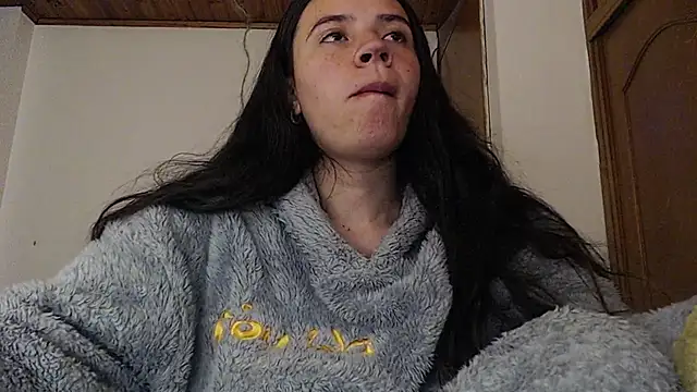 Shanel_Lozano Adlı Modelin Canlı XXX Sohbeti