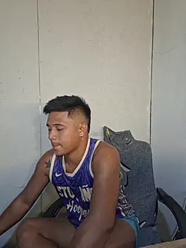 Chat +18 de Felix_Asher ao vivo
