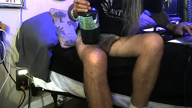 crassanova's Live XXX Chat
