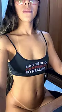 Chat +18 de SexyAninha18 ao vivo