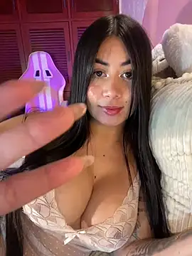 _MadiLee_ Live XXX-chat