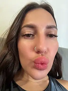 Chat XXX ao vivo de AleksandraRich