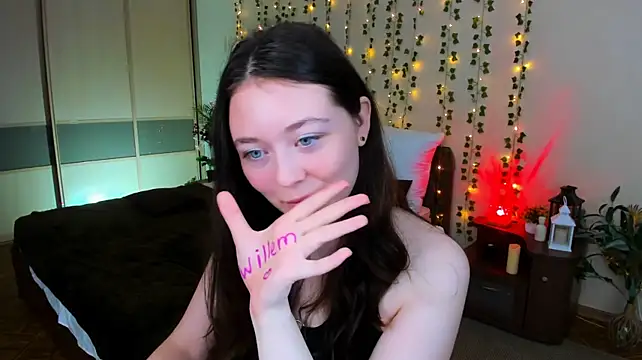 Chat XXX en directo de AlluringLookk