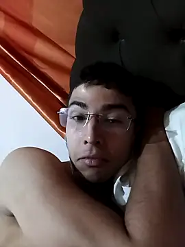 Tchutom – Naživo XXX chat