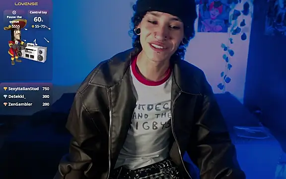 JohnnyJones_ XXX чат на живо
