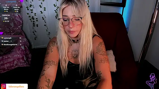 Chat +18 de Fallengangel ao vivo