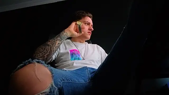 FelixStarkk Live XXX Chat