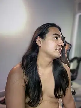 Czat XXX na żywo – _Dylan_7