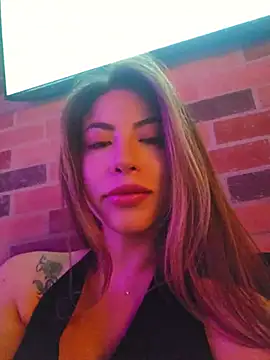 Chat +18 de Karen_San_Miguel ao vivo