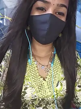Tamil_Charu_ XXX чат на живо