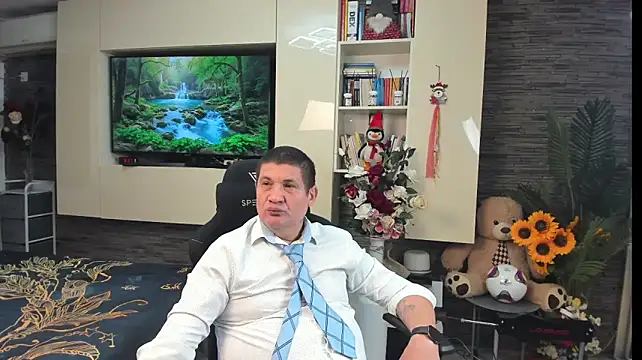 SpartacusDaddy48's Live XXX Chat