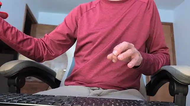Opondestre00420 Live XXX-Chat