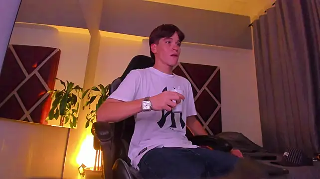 Axel_Royce – Naživo XXX chat