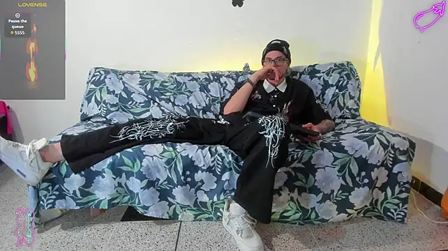 Vlad__night's Live XXX Chat