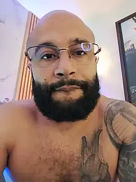 Luke__09 – Naživo XXX chat