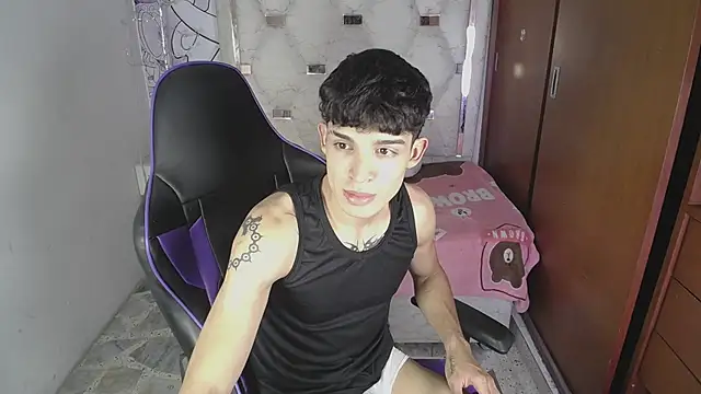 Liom_Gym – Live XXX-chat