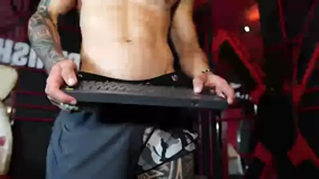 Czat XXX na żywo – Austin_bolt