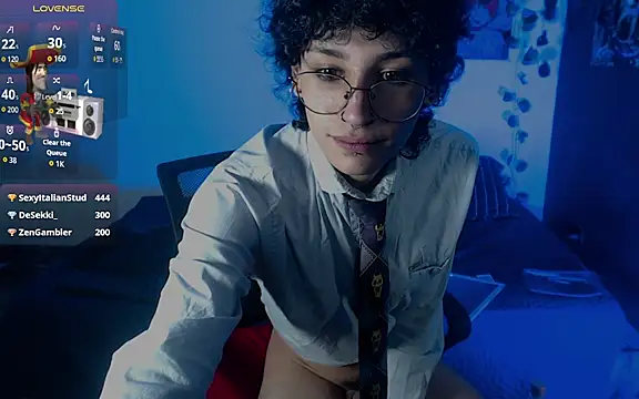 צ'אט XXX בשידור חי של JohnnyJones_
